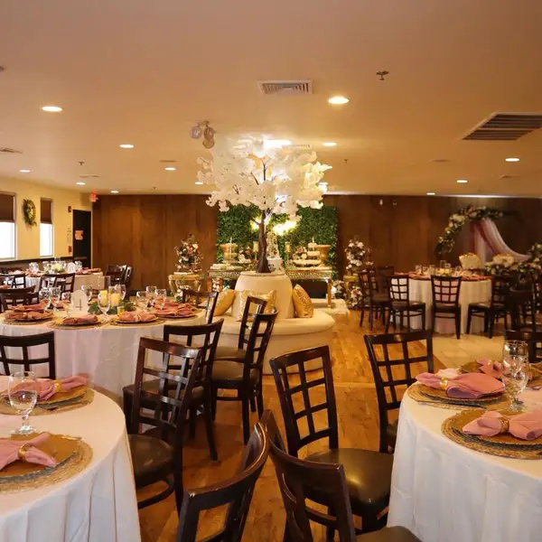 Giardino's dining room dressed for the Spring Garden Pop-Up