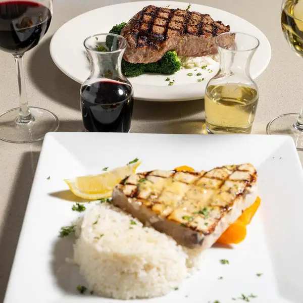 Sirloin with red and white wine